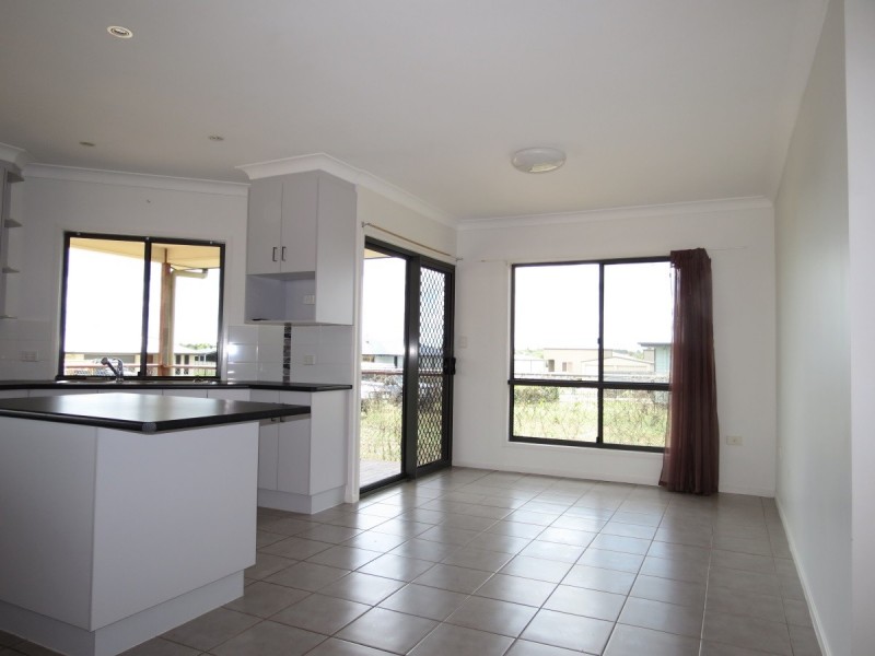 14 Newell Court, Capella QLD 4723