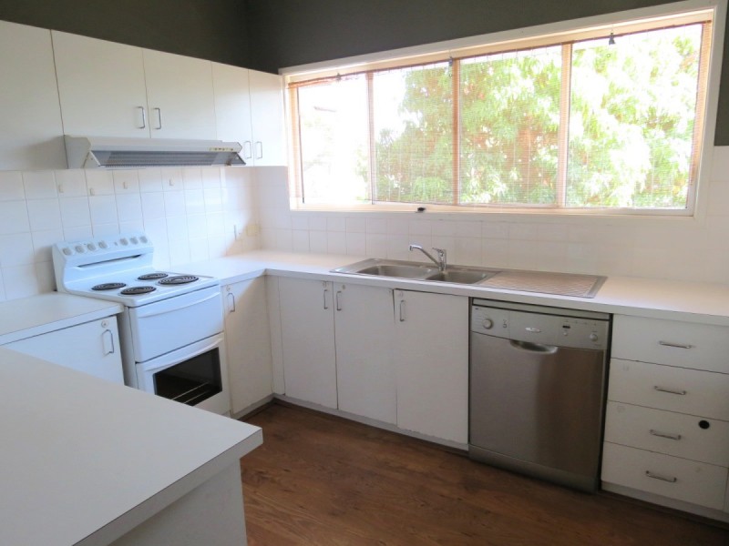 199 Borilla Street, Emerald QLD 4720