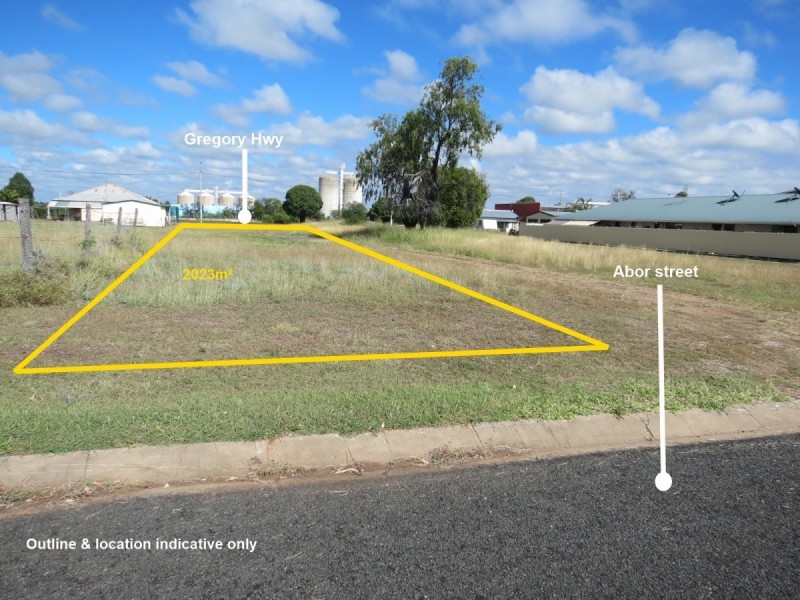 31 Peak Downs Street, Capella QLD 4723