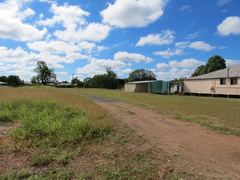 31 Peak Downs Street, Capella QLD 4723