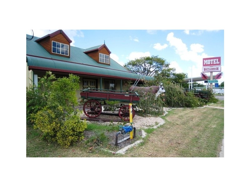 15 Peak Downs Street, Capella QLD 4723