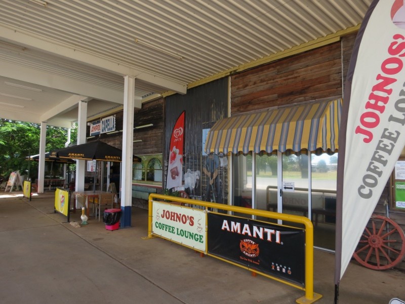 15 Peak Downs Street, Capella QLD 4723