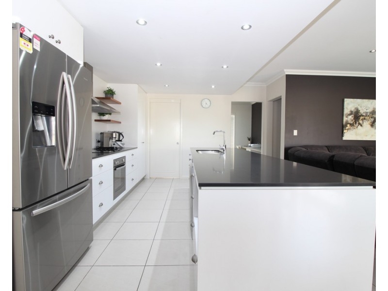16 Randwick Road, Emerald QLD 4720