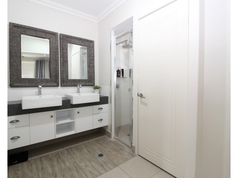 16 Randwick Road, Emerald QLD 4720