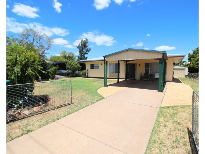 24 Garnet Street, Emerald QLD 4720