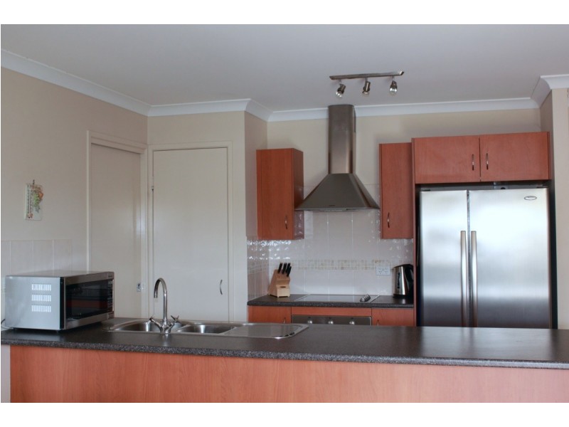 21A Vicki Close, Emerald QLD 4720