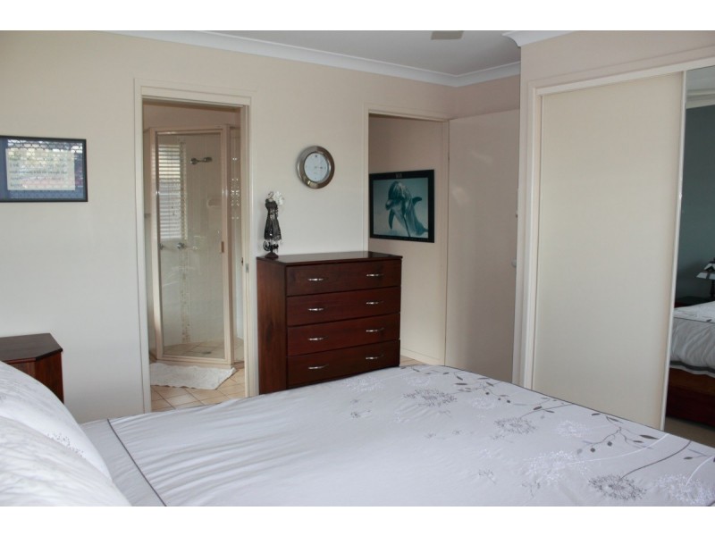 21A Vicki Close, Emerald QLD 4720