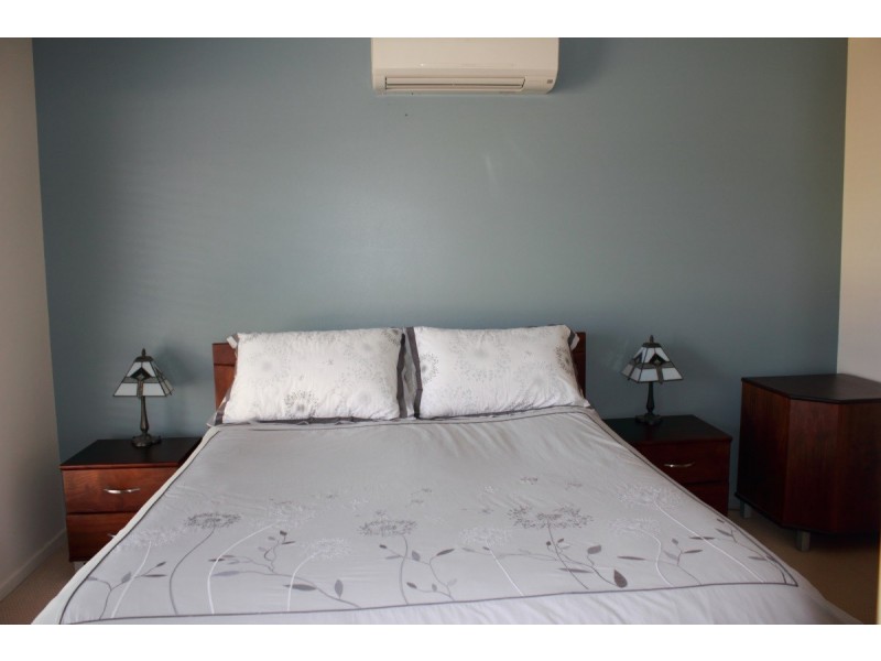 21A Vicki Close, Emerald QLD 4720