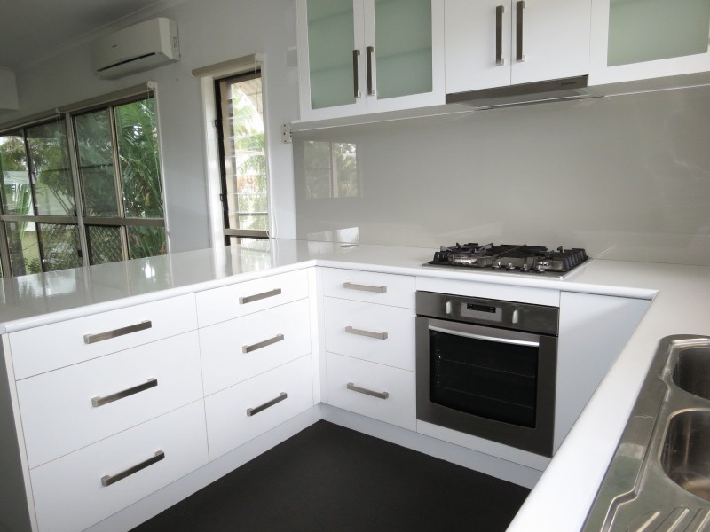 3 Michelle Place, Emerald QLD 4720