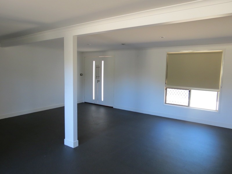 3 Michelle Place, Emerald QLD 4720