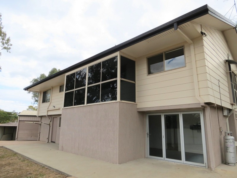 3 Michelle Place, Emerald QLD 4720