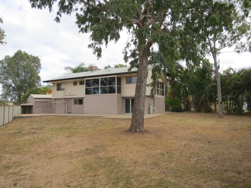 3 Michelle Place, Emerald QLD 4720