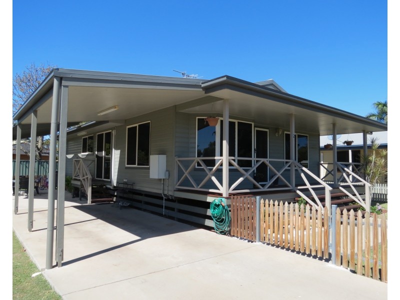 2/87 Roberts Street, Emerald QLD 4720