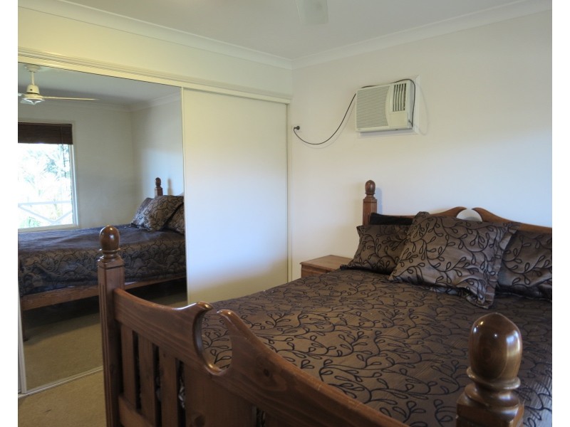 2/87 Roberts Street, Emerald QLD 4720