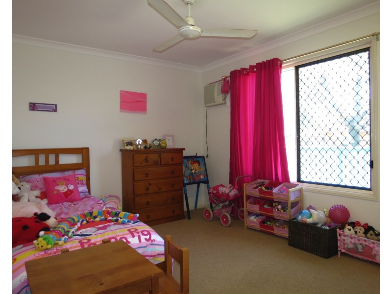 2/87 Roberts Street, Emerald QLD 4720