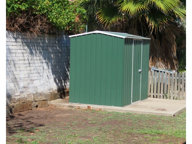 2/87 Roberts Street, Emerald QLD 4720