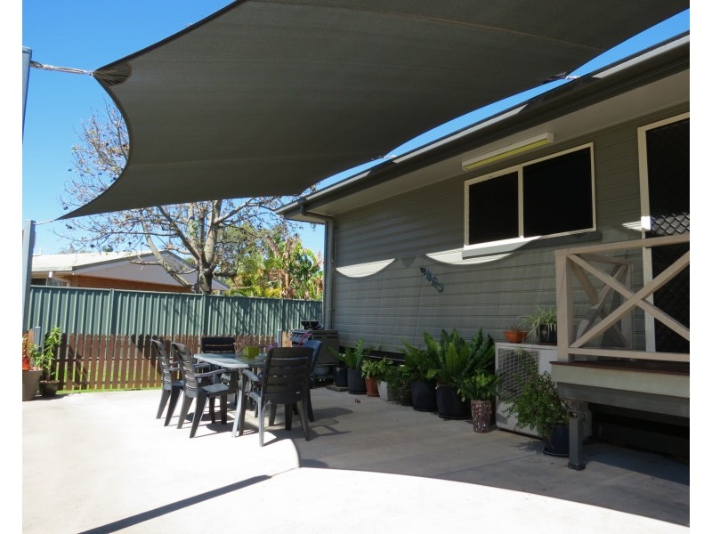 2/87 Roberts Street, Emerald QLD 4720