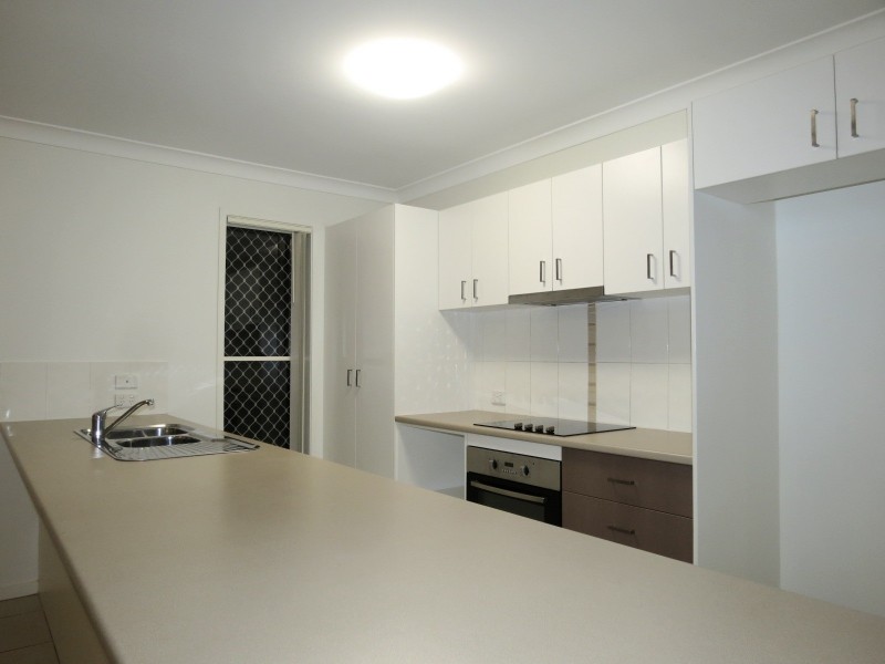 8 Suncrest Street, Emerald QLD 4720