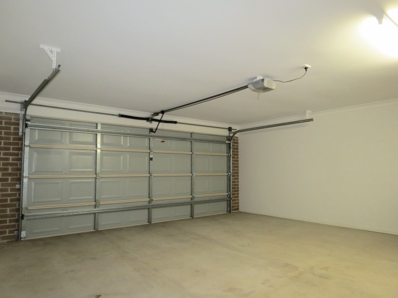 8 Suncrest Street, Emerald QLD 4720