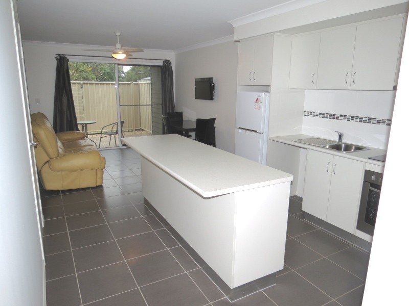 3/18 Theresa Street, Emerald QLD 4720