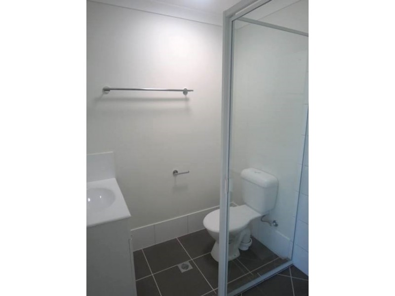 1 / 24 Bailey Street, Capella QLD 4723