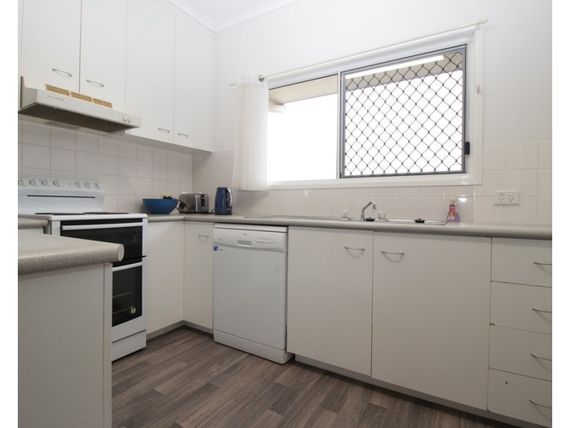 31 Barry Street, Emerald QLD 4720