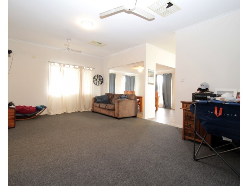 31 Barry Street, Emerald QLD 4720