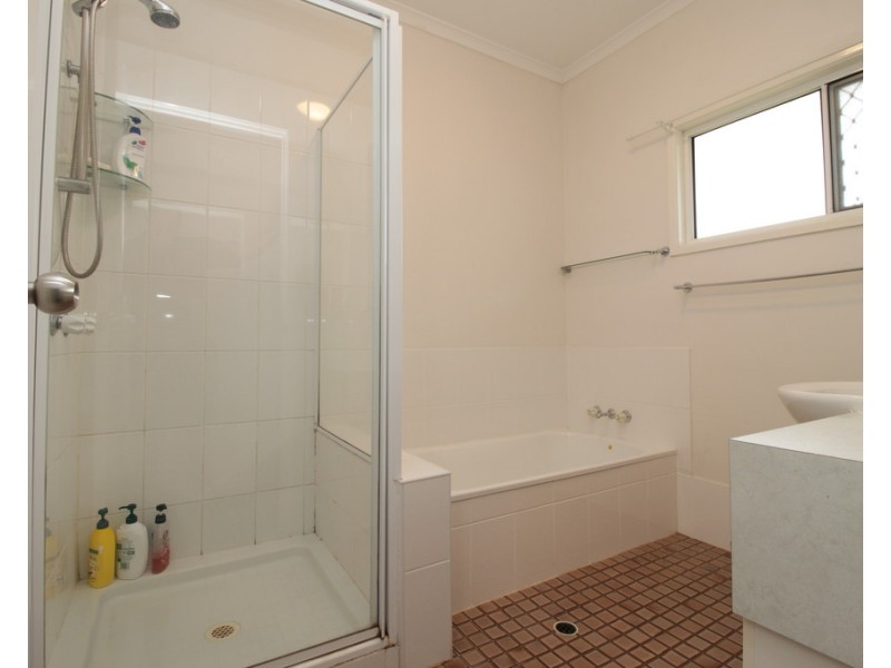 31 Barry Street, Emerald QLD 4720