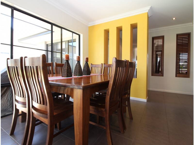 9 Glovar Street, Emerald QLD 4720