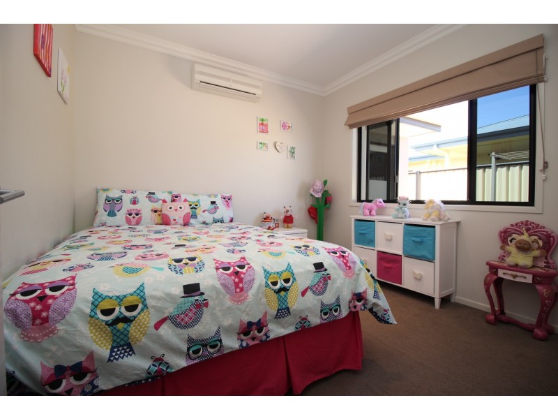 9 Glovar Street, Emerald QLD 4720