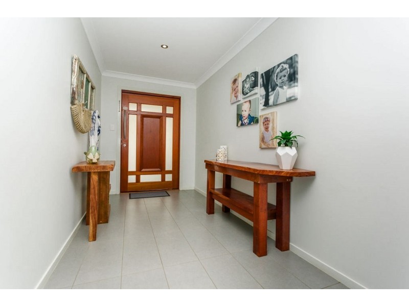 2 Rosehill Road, Emerald QLD 4720