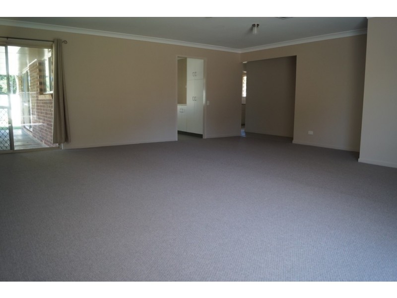 4A Yvette Street, Emerald QLD 4720