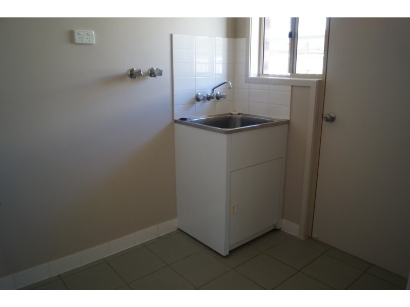 4A Yvette Street, Emerald QLD 4720