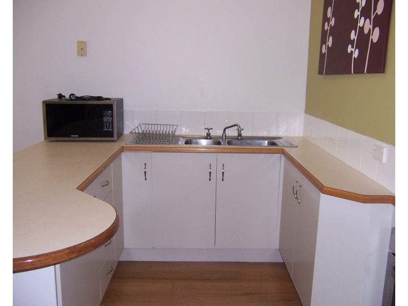 Unit 8/29 Esmond Street, Emerald QLD 4720