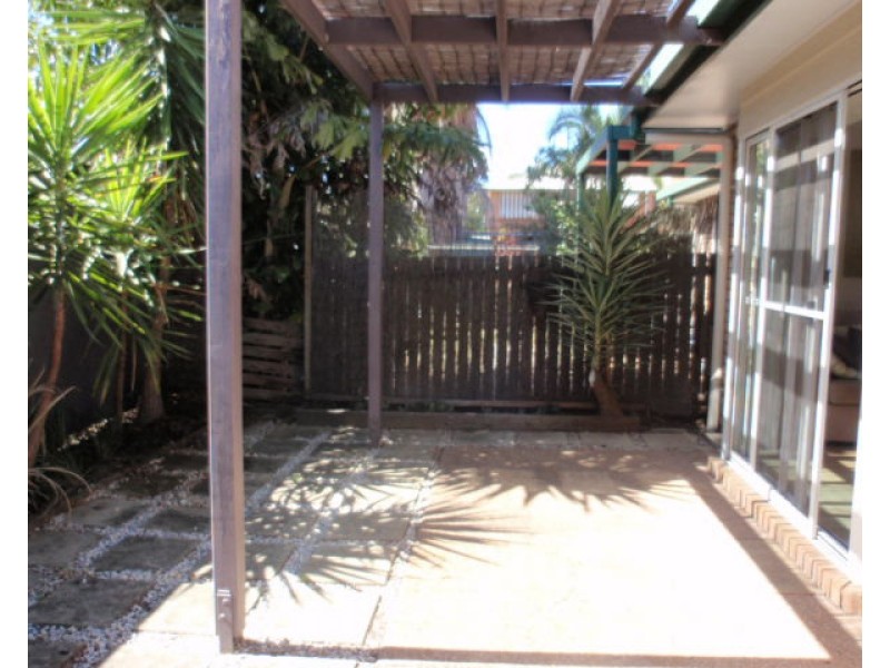 Unit 8/29 Esmond Street, Emerald QLD 4720