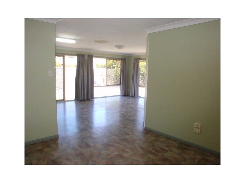 56 Long Street, Emerald QLD 4720