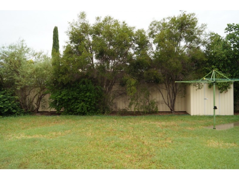 56 Long Street, Emerald QLD 4720