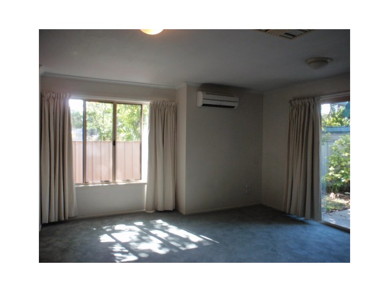 4/39-41 Campbell Street, Emerald QLD 4720