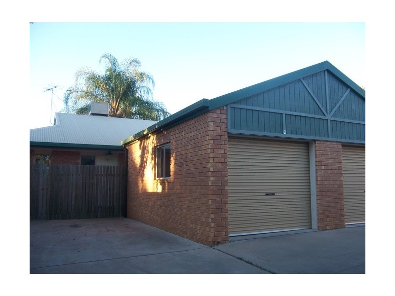 4/39-41 Campbell Street, Emerald QLD 4720