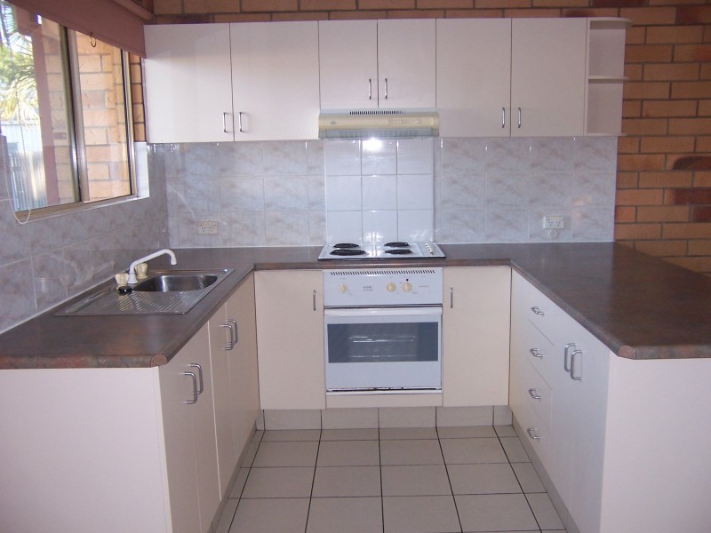 4/66 Esmond Street, Emerald QLD 4720