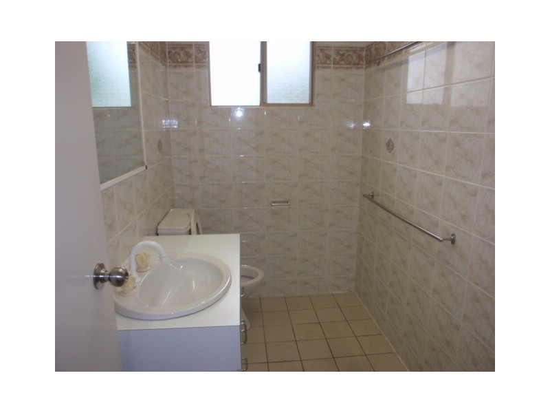 4/66 Esmond Street, Emerald QLD 4720