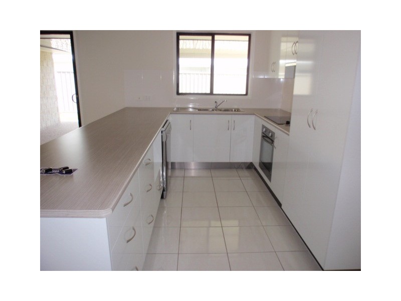 71 Blue Gums Drive, Emerald QLD 4720