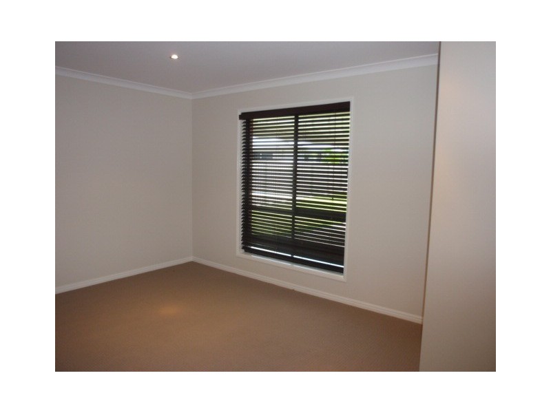 71 Blue Gums Drive, Emerald QLD 4720