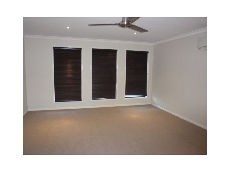 71 Blue Gums Drive, Emerald QLD 4720