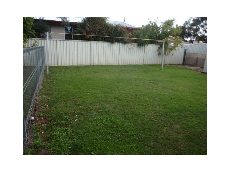 1 Fysh Street, Emerald QLD 4720