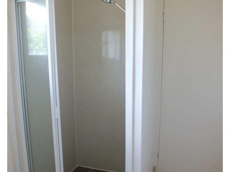 2/38 Baker Street, Emerald QLD 4720