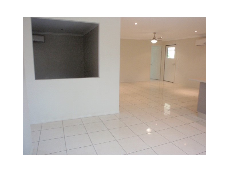 34 Wright Street, Emerald QLD 4720