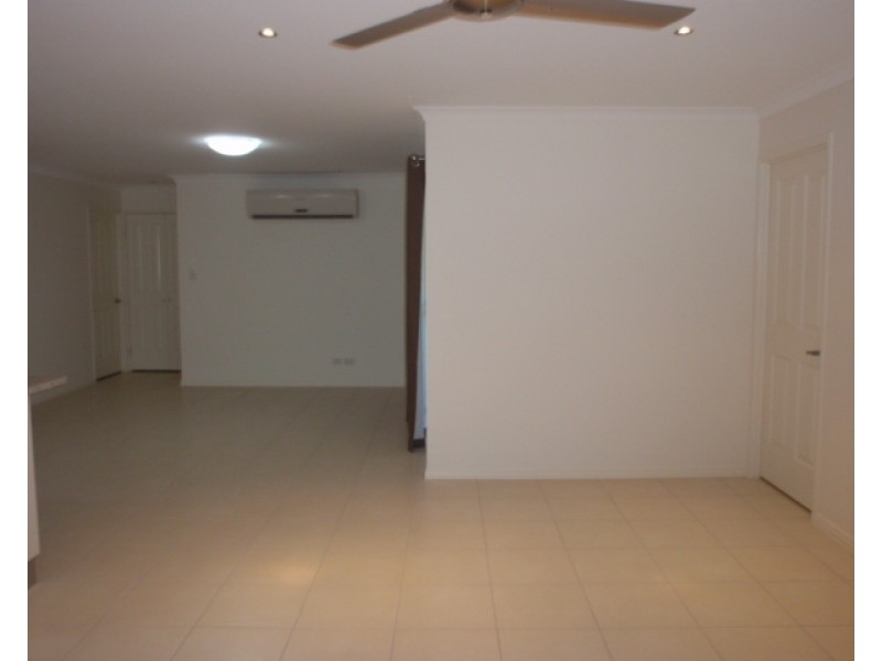 36 Long Street, Emerald QLD 4720