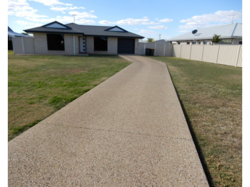 36 Long Street, Emerald QLD 4720