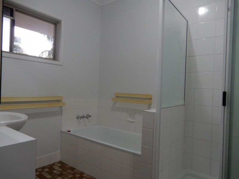36 Campbell Street, Emerald QLD 4720